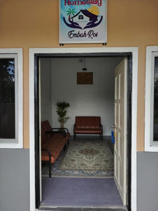Homestay Embah Ros & Embah Lek Hutan Melintang Eksteriør bilde