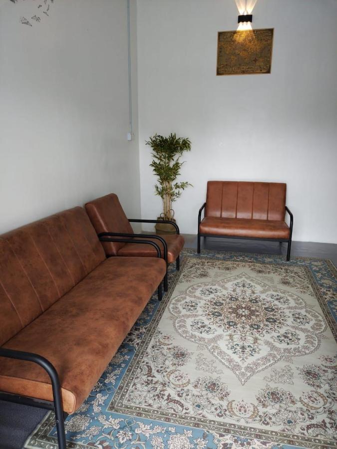 Homestay Embah Ros & Embah Lek Hutan Melintang Eksteriør bilde